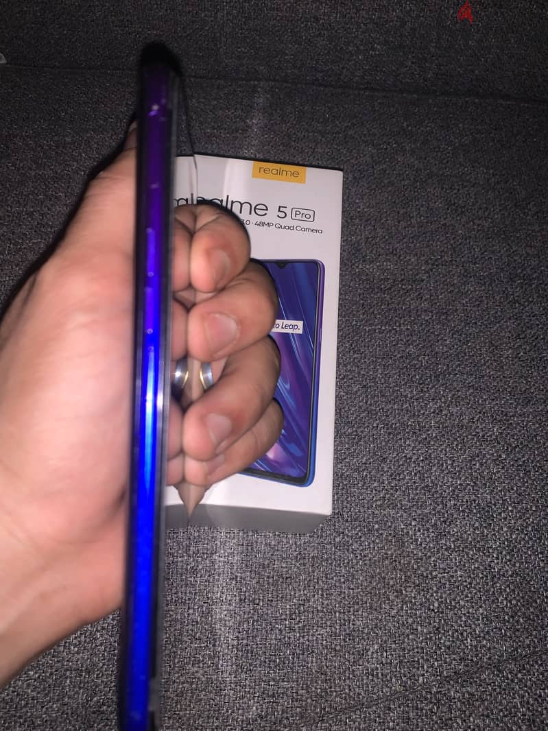 Realme 5 Pro 3