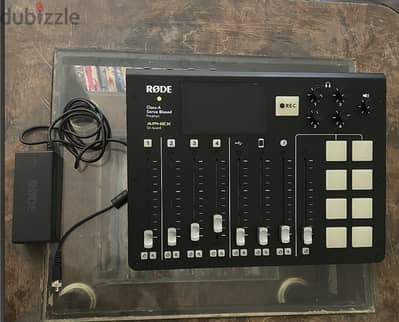 ميكسر استوديو RODECaster Pro