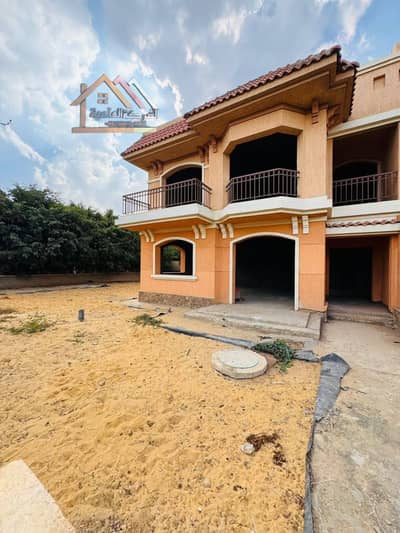 فيلا للبيع في مدينتي نموذج i كلاسيك كورنر مساحة الارض 350 م  مساحة المباني 222 م