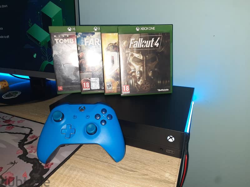 Xbox One X 1TB (True 4K) + Blue Controller + 4 Games + Original Box 1