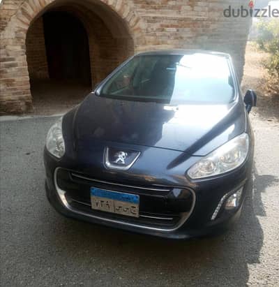 بيجو 3008 2012 كاملة اوتوماتيك نقداً أو تقسيط