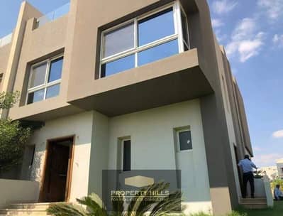 Last Twin House in Etaba Compound Ready for Immediate Delivery in the Most Distinct Location in the Heart of Sheikh Zayed Next to Al Rabwa and Al Ahly Club