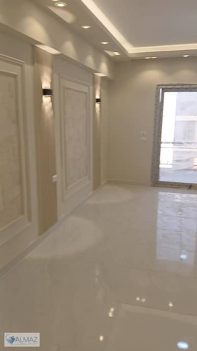 A distinctive 155 sqm unfurnished apartment for rent in Town Residence Compound, Fifth Settlement, located directly on South 90th Street.