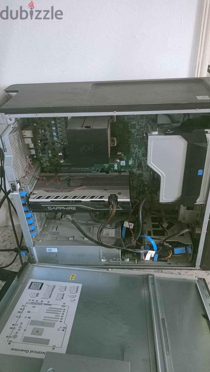 Dell Precision Tower 5810 1