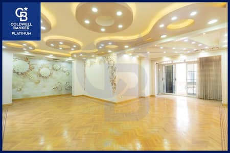 Apartment for Sale in Smouha (Albert I Street) 167 sqm - Super Lux - Immediate Delivery.