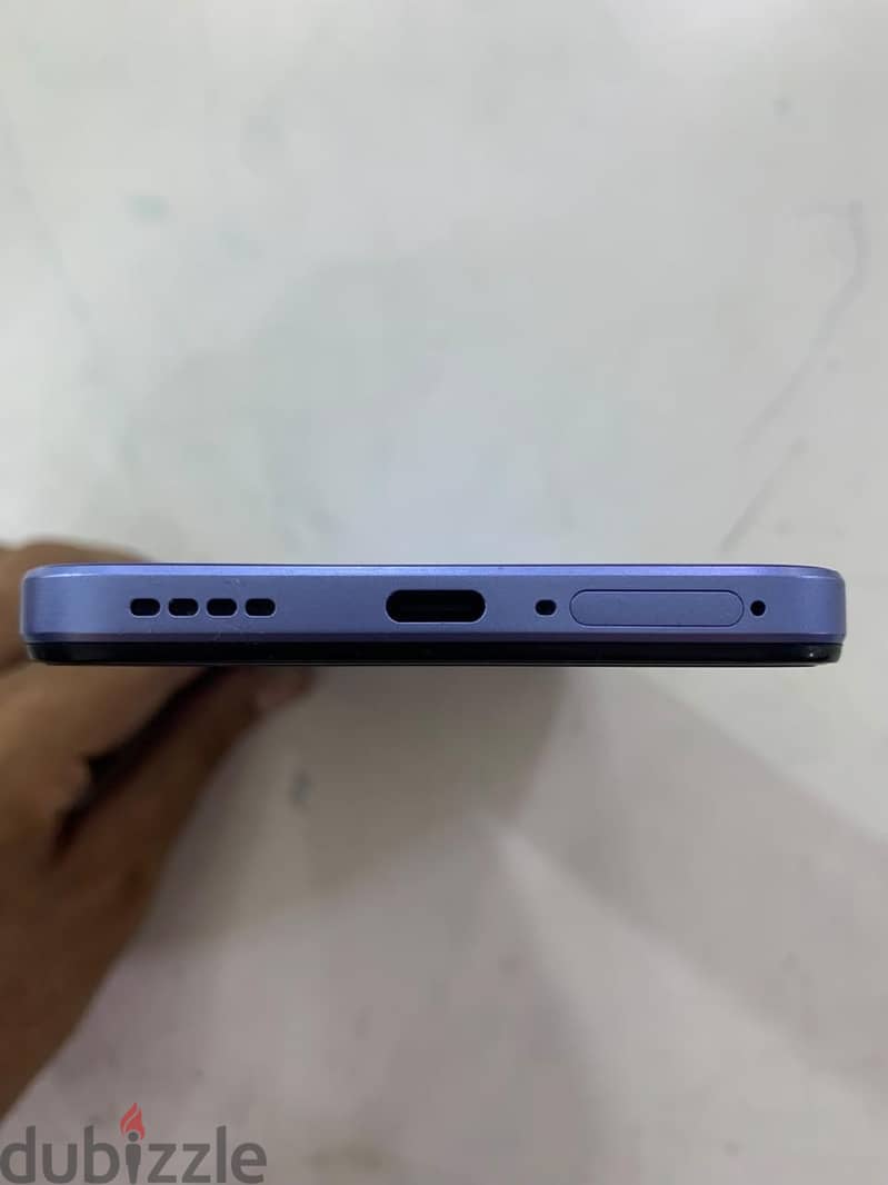 Realme C85 5