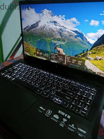 لاب توب acer كسر زيرو استخدام بسيط جدا ومعاه الفاتوره بتاعته