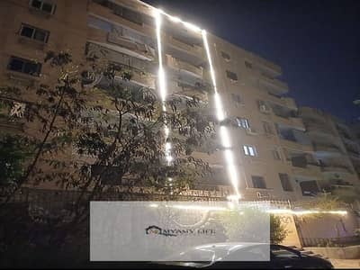 121m apartment behind a non-ruined balcony next to the fourth gate