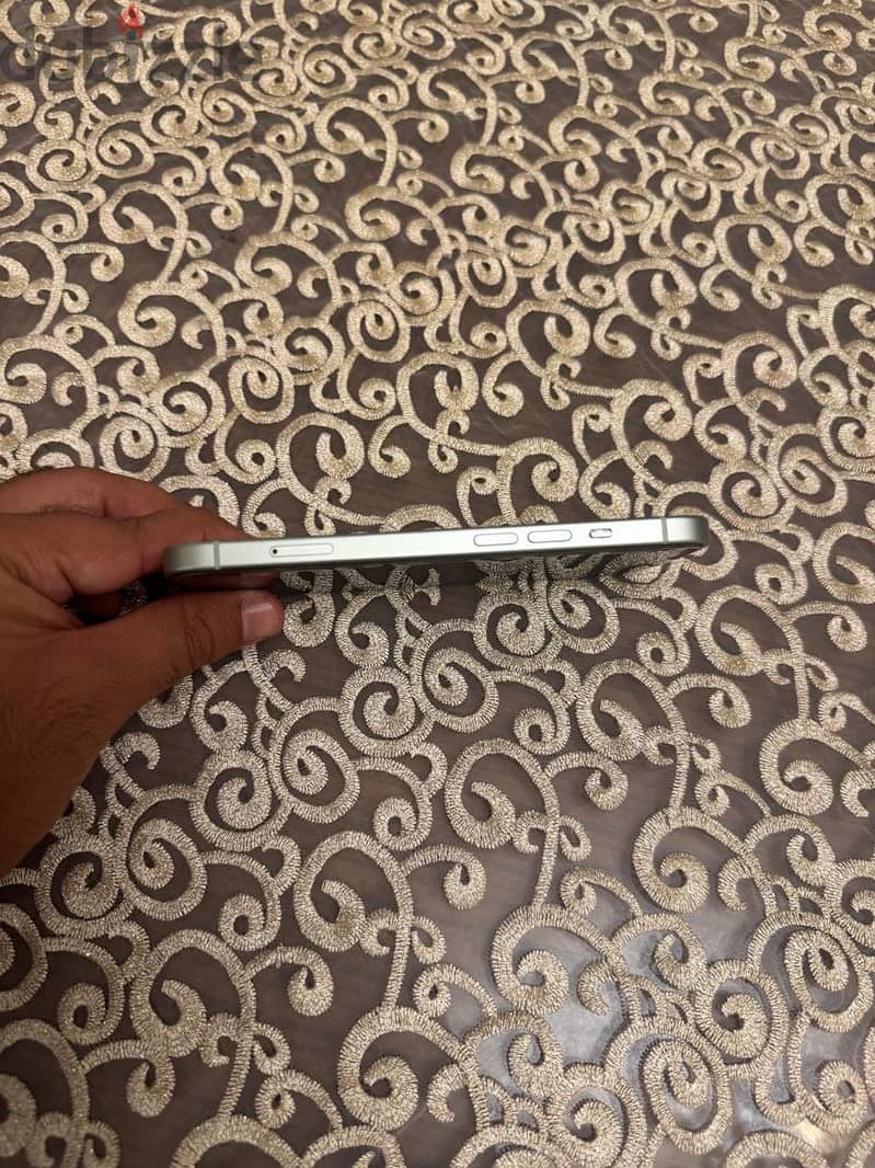 Apple - iPhone 15 3