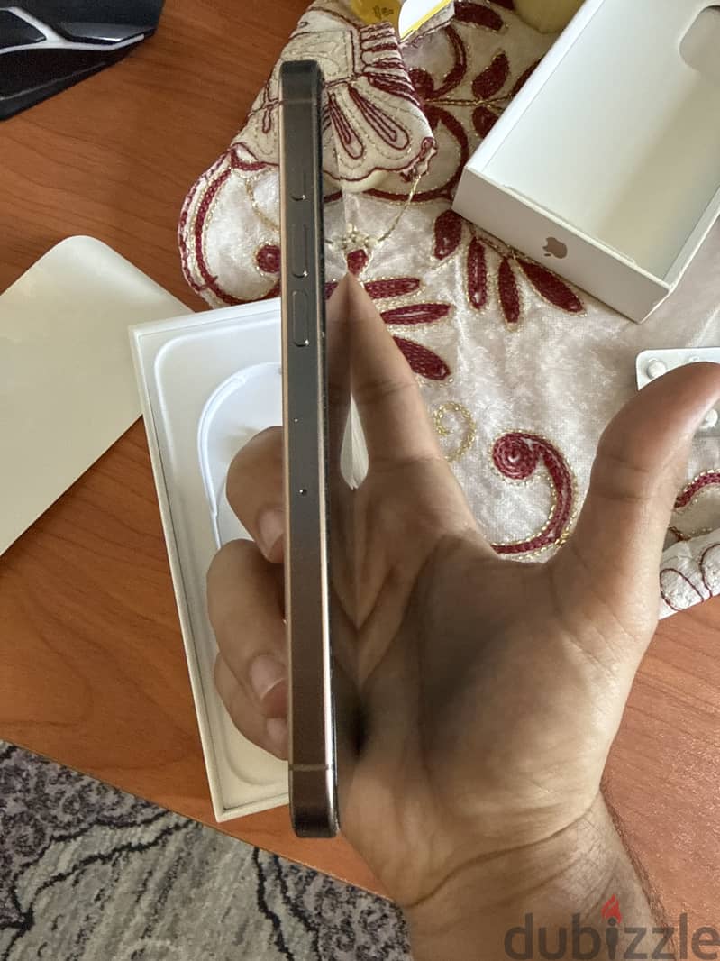 Apple - iPhone 16 Pro Max 1