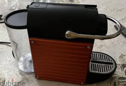 Nessepresso coffee machine pixi