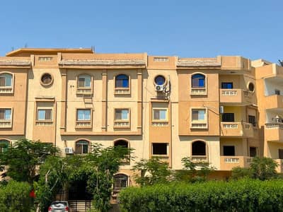شقة للبيع – مدينة الشروق – المنطقة الرابعة (عمارات)