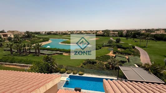 Detached villa for sale with fully custom finishes and an open view of the lakes