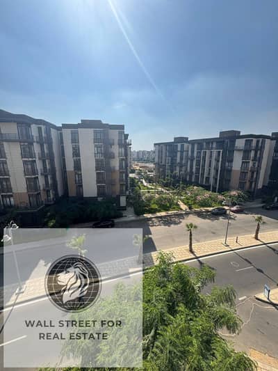 with lowest price apartment 161m for sale in B8 madinaty open view ready within months