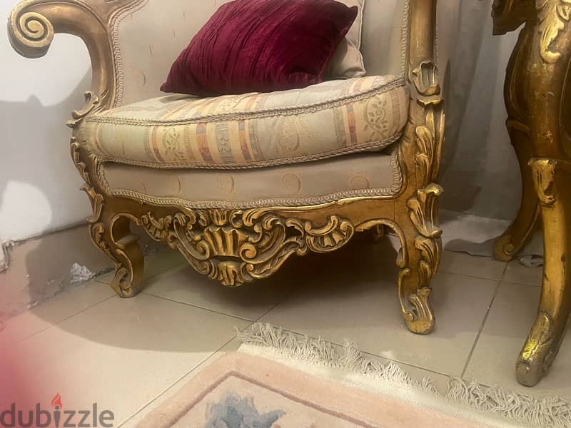 classic salon perfect condition . 6