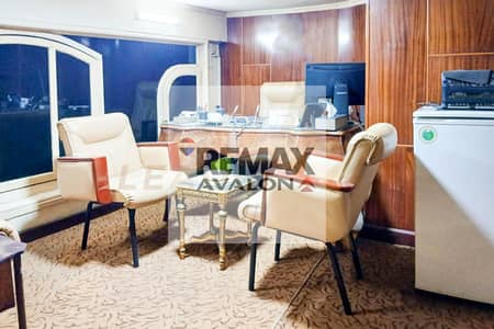 محل تجاري للايجار سيدي بشر بحري (اول نمرة من ش العيسوي) 80 م + 20 م صندرة
