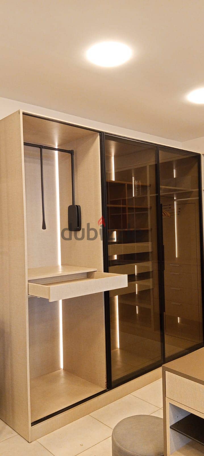 DRESSING 10