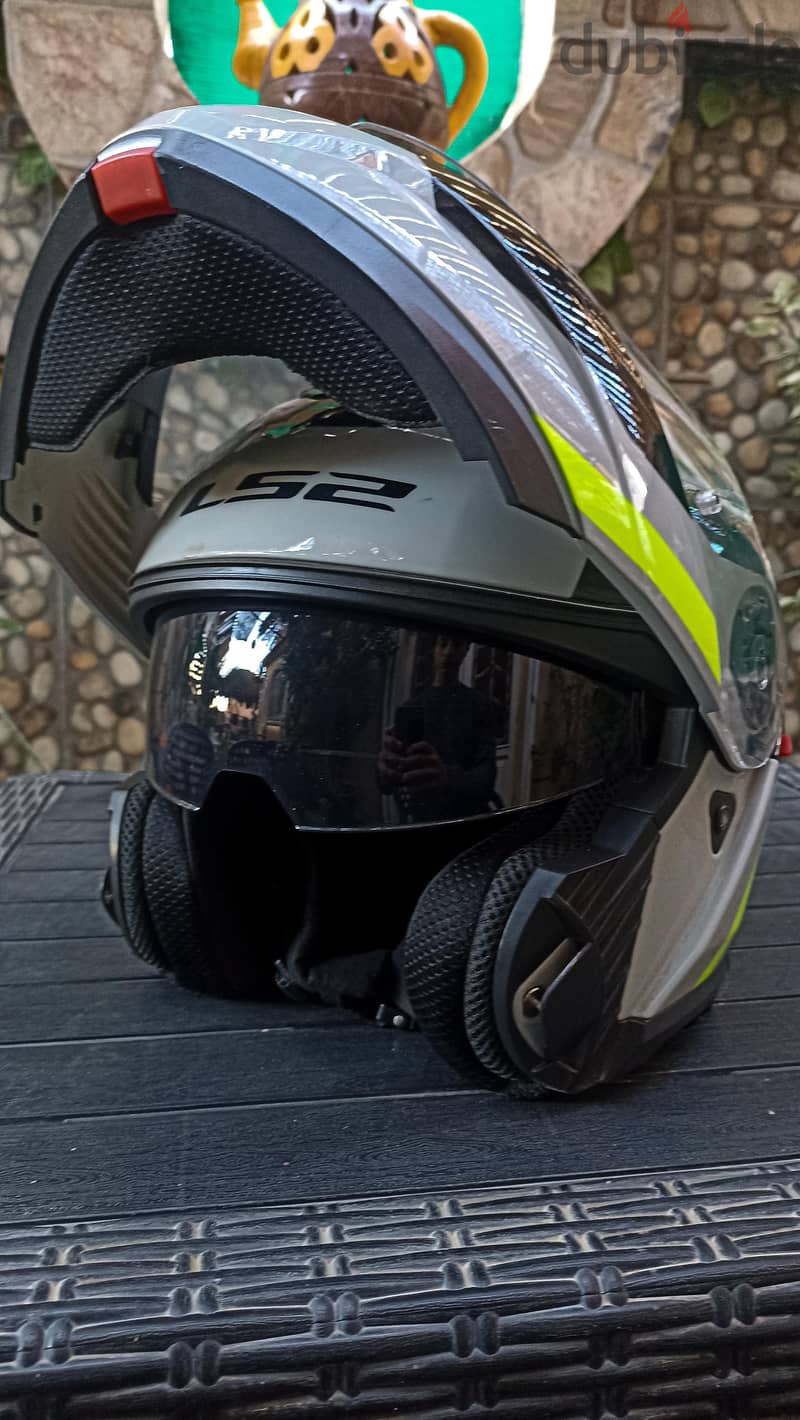 LS2 Strobe II - Modular helmet 3