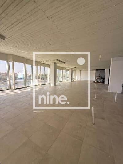 Administrative space for rent at the best price in Regent's Park – on Gamal Abdel Nasser Axis – 720 sqm – Fifth Settlement – ​​New Cairo.