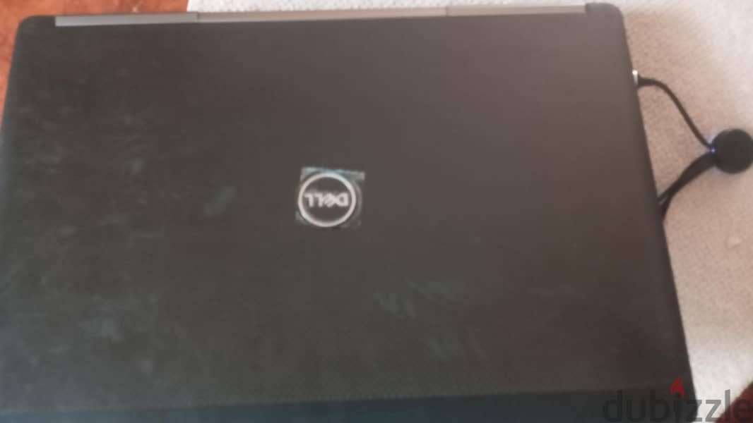 Dell Precision 7710 8