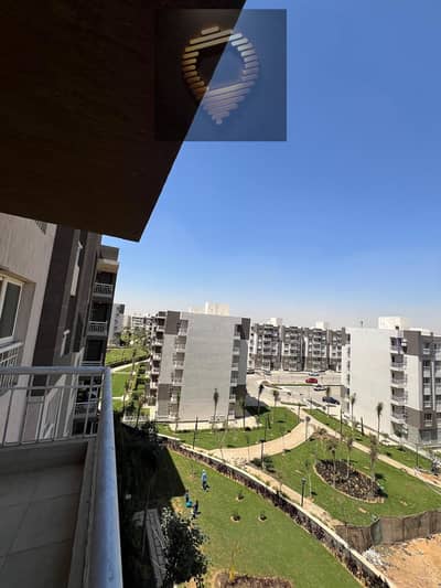 شقة مميزة للايجار فى مدينتى 116 متر اول سكن فى b12  فيو وايد جاردن
