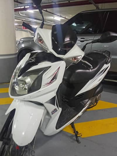 سكوتر sym /sr