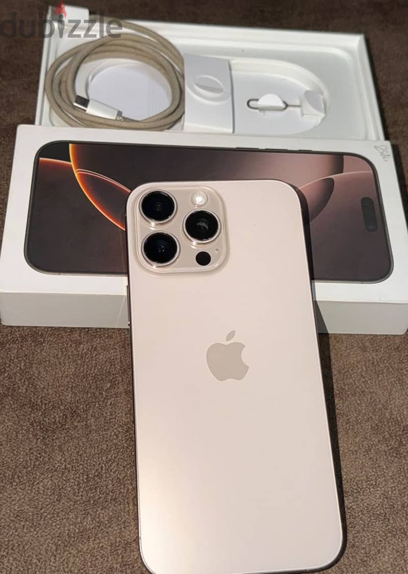 iPhone 16 pro max 3