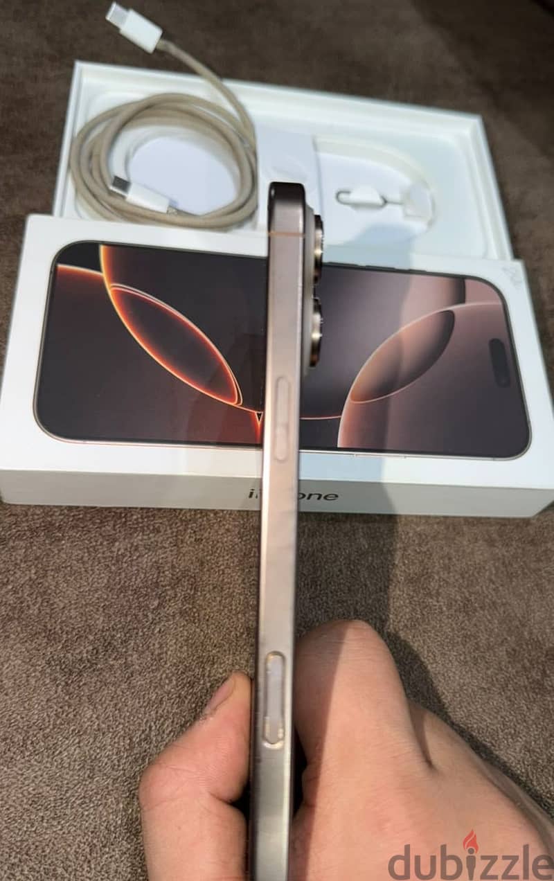 iPhone 16 pro max 5