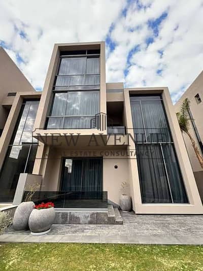 افضل سعر فيلا مستقلة ٥ غرف ماستر استلام فوري للبيع في واتر واي فيلا WaterWay Villas