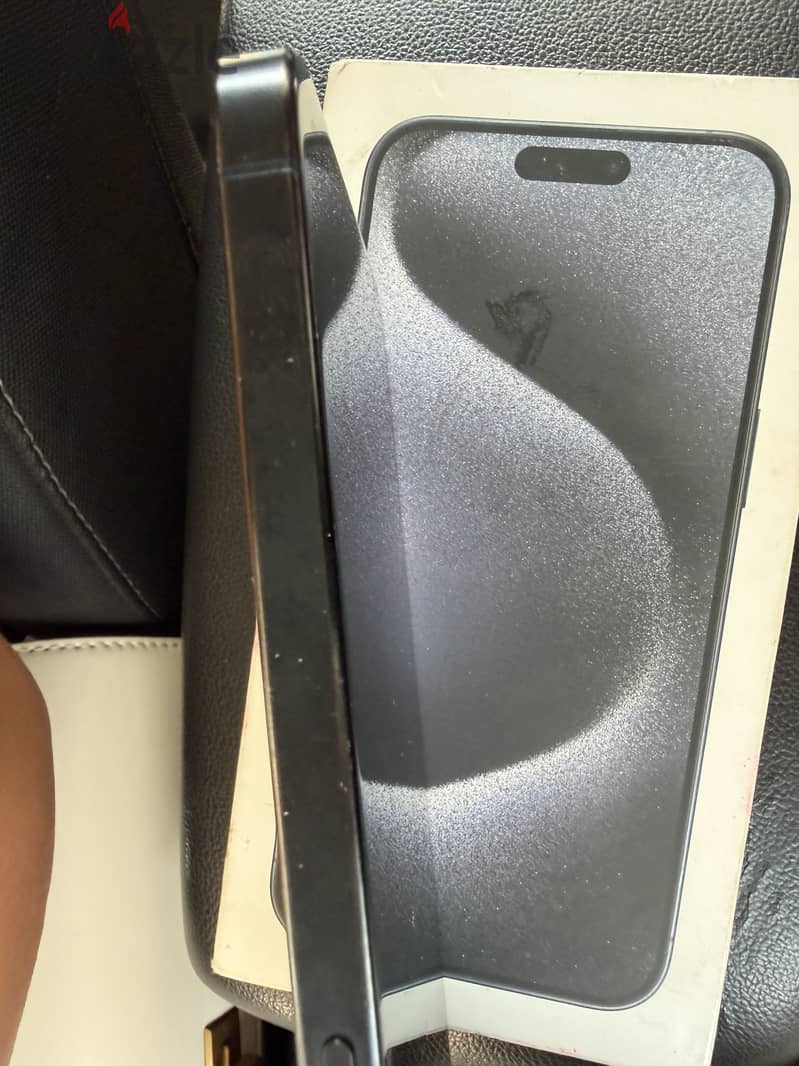 Apple - iPhone 15 Pro Max 2