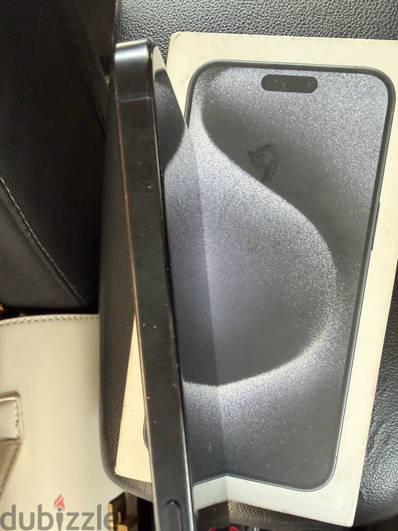 Apple - iPhone 15 Pro Max 3
