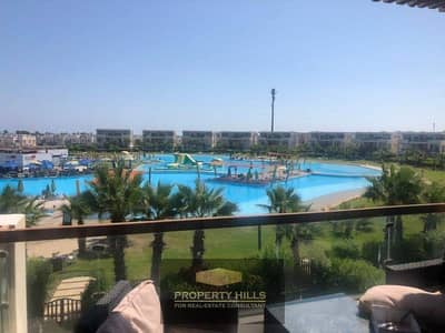 Received a near finished chalet with an open view on the lagoon next to Marassi and Hacienda