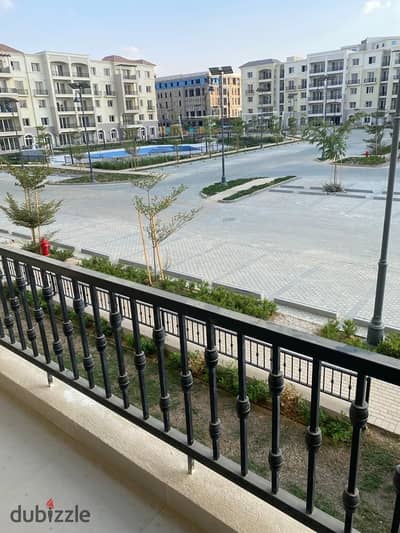 شقة متشطبة بالكامل للبيع في ميفيدا إعمار التجمع الخامس جاهزة للاستلام الفوري Mivida Emaar New Cairo