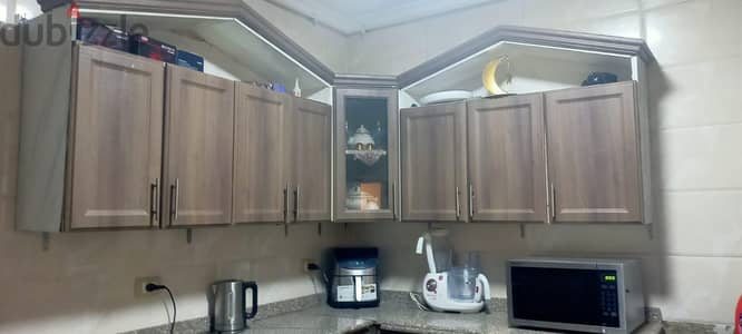 بيع مطبخ كونتر خشب بالرخام  ٧قطع كامل