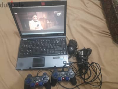 لاب توب رام 3 وهارد 320 قوى جدا بصمة وعليه مجموعه أفلام والعاب واغانى