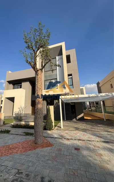 BELOW MARKET PRICE | Ultra-Prime Lakefront Townhouse for Sale in Saada New Cairo | North Facing