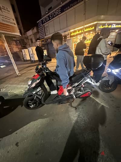 scooter kader 2000watt