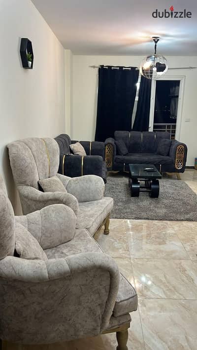 Luxury furnished apartment - in Madinaty Al Bay 7 next to all services.