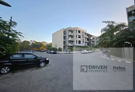 اقل سعر شقه بجاردن 3غرف استلام فوري للبيع في كمبوند زايد ديونز Zayed Dunes Compound الحي السادس امام دار مصر الشيخ زايد الجيزه