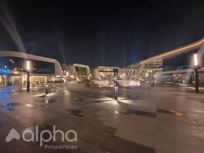 shop 40m for rent at mall Centrada plaza front mall of Arabia