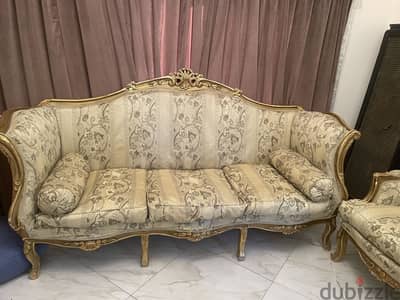 Full salon