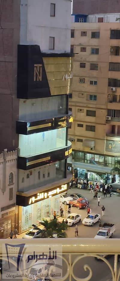 دور كامل 250م على شارع الملك فيصل الرئيسي أمام تربيه رياضية للبيع  بالعفش والأجهزة والتكييفات