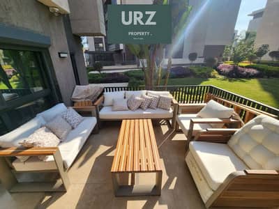 شقة ارضس بجاردن 221 م لوكيشين lake & Center park خيالي علي طريق السويس بالقرب من AUC التجمع الخامس و ميفيدا وهايد بارك وبالم هيلز وديجار وللبيع