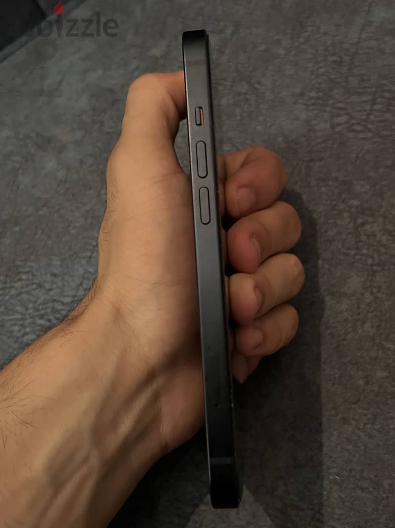 Apple - iPhone 13 2