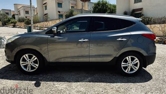 Hyundai IX35 اعلي فئه، فبريكه بالكامل، رخصه حتي ١١/٢٠٢٨