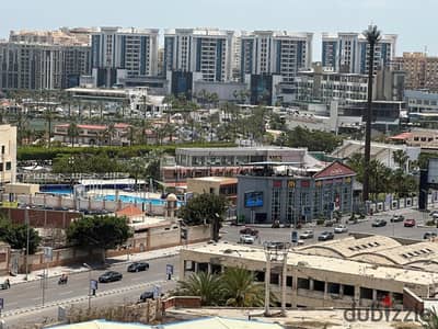 وحدة سكنية مميزة للبيع سموحة(شارع مصطقي كامل)180 م  المساحة