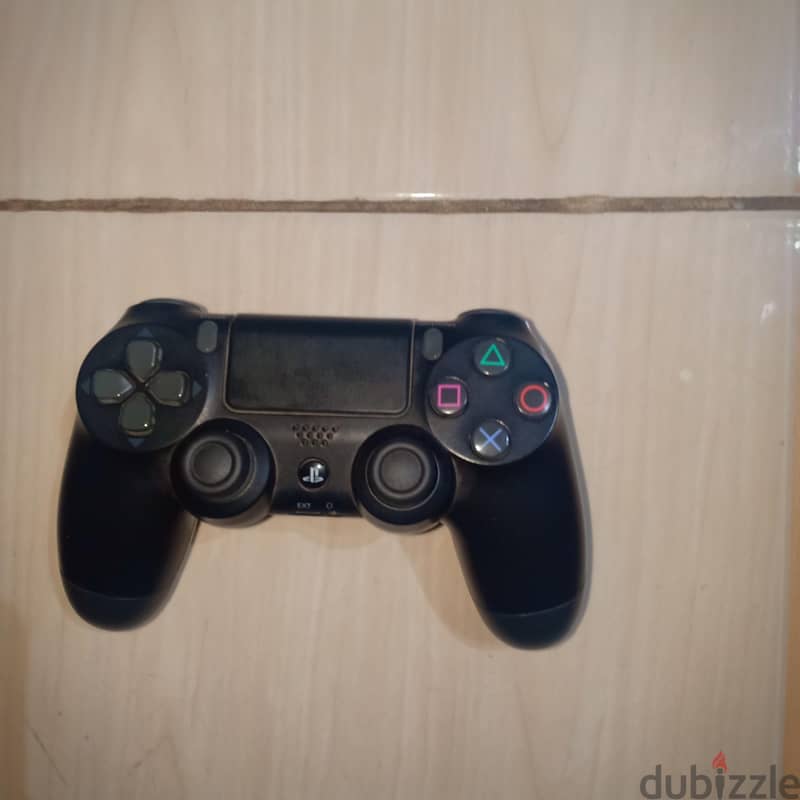 ps4 slim 1