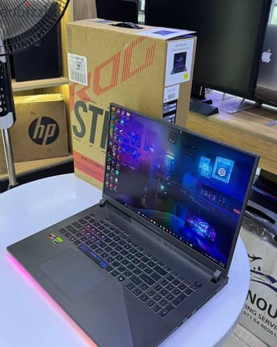 Asus ROG G18 for sale used for only 4 months- in the guarantee period.