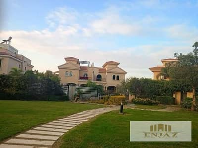 فيلا للبيع في مدينتي نموذج H  باكبر مساحه الاراضى  واميز لوكيشن بالقرب من البحيرات