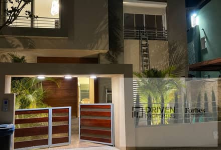 فيلا جاهزه للايجار 4غرف متشطبه بالكامل في كمبوند وود فيل بالم هيلز Woodville Compound Palm Hills جولف اكستينشن 6اكتوبر الجيزه